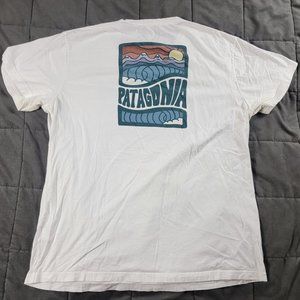 Patagonia Cosmic Peaks Mens Large White Short Sleeve T Shirt Casual Athletic